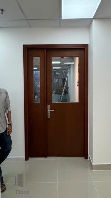 Cửa Gỗ Công Nghiệp Sau Khi Lắp Đặt