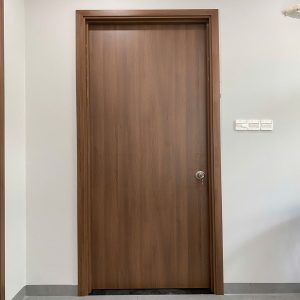 Cửa gỗ công nghiệp MDF Laminate tại TP HCM