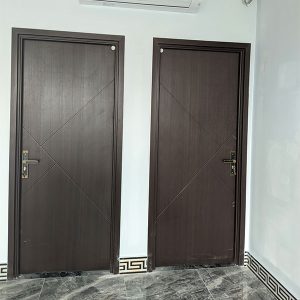 Cửa gỗ nhựa composite tại TPHCM